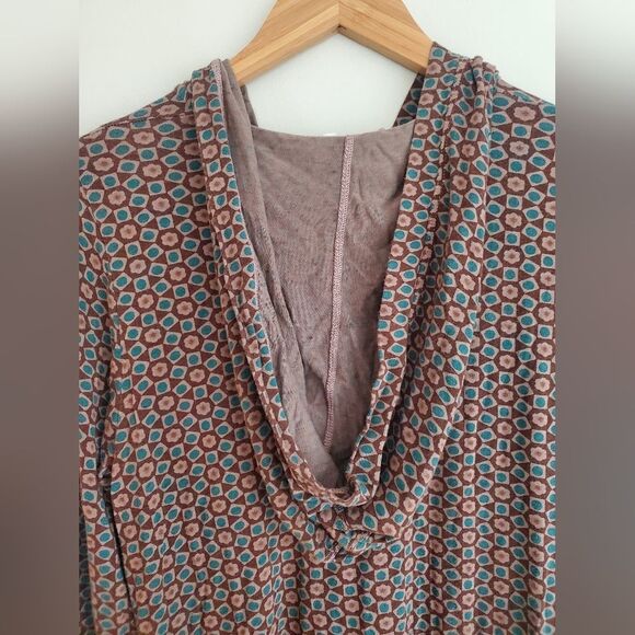 Johnny Was brown and teal printed hooded button up jersey dress in siz… - Picture 16 of 16